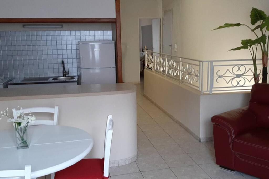 Maison De Village 60M2 Pratique Et Confortable La Palme Екстер'єр фото
